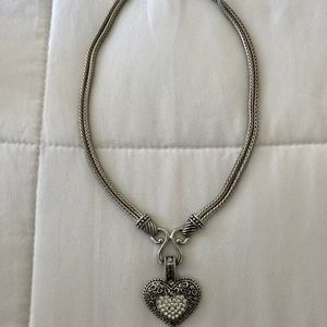 Lea sopia heart deckles